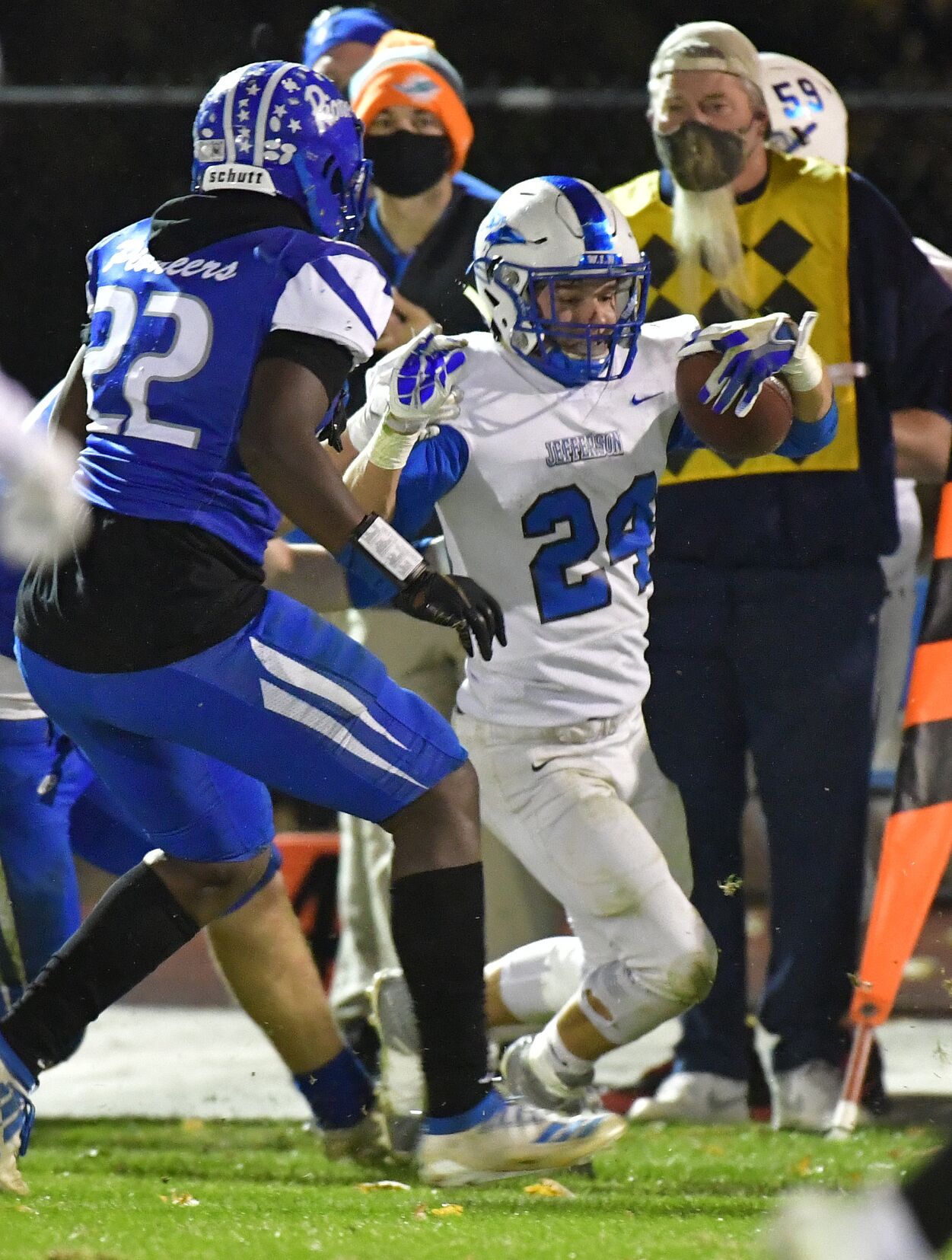 Duchesne vs Jefferson in a Class 2 state quarterfinal football game